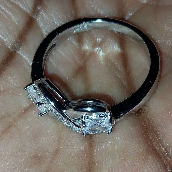 S925 Elegant Silver Infinity Ring Sz 9 - Picture 7 of 9